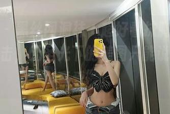 微密圈 – 黑丝网洞袜＋超好看抹胸，葛征重磅出击，无圣光下的美图只能说“我是真爱”。