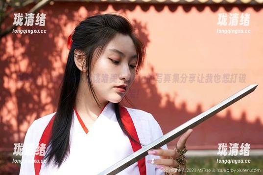 蜜桃社 - 谁说花嫁就该唯美？Gina的写真集分享让我也想打破框架！