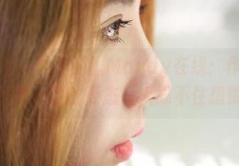 蜜桃社 – 女王静香Mandy在线：作品中那种不可一世的姿态让人忍不住想赞叹！