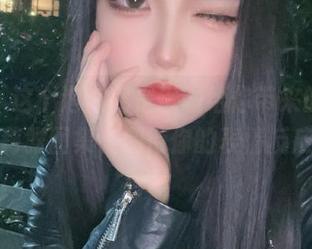 在线，这个泡泡就是逊啦给你带来的阿尔托莉雅图集，期待你的表情反应哦