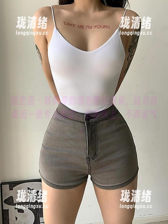 陈佩奇 微密圈 - 陈佩奇的黑色蕾丝图集,这是我最后一张专注的脸;资源奉上,不要客气。