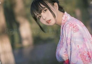风中的黑猫猫ovo，全套写真中藏着的悸动
